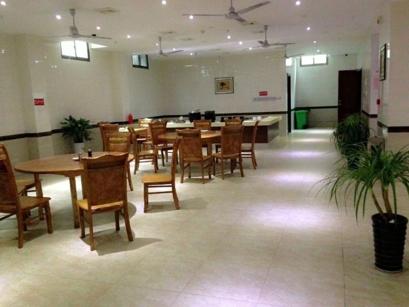 Greentree Inn Yiwu International Trade City Hotel Εξωτερικό φωτογραφία